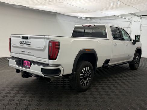 Used 2024 GMC Sierra 3500 Denali Ultimate AWD/4WD image 21