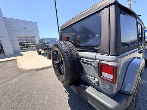 Used 2023 Jeep Wrangler Unlimited Sport AWD/4WD image 5