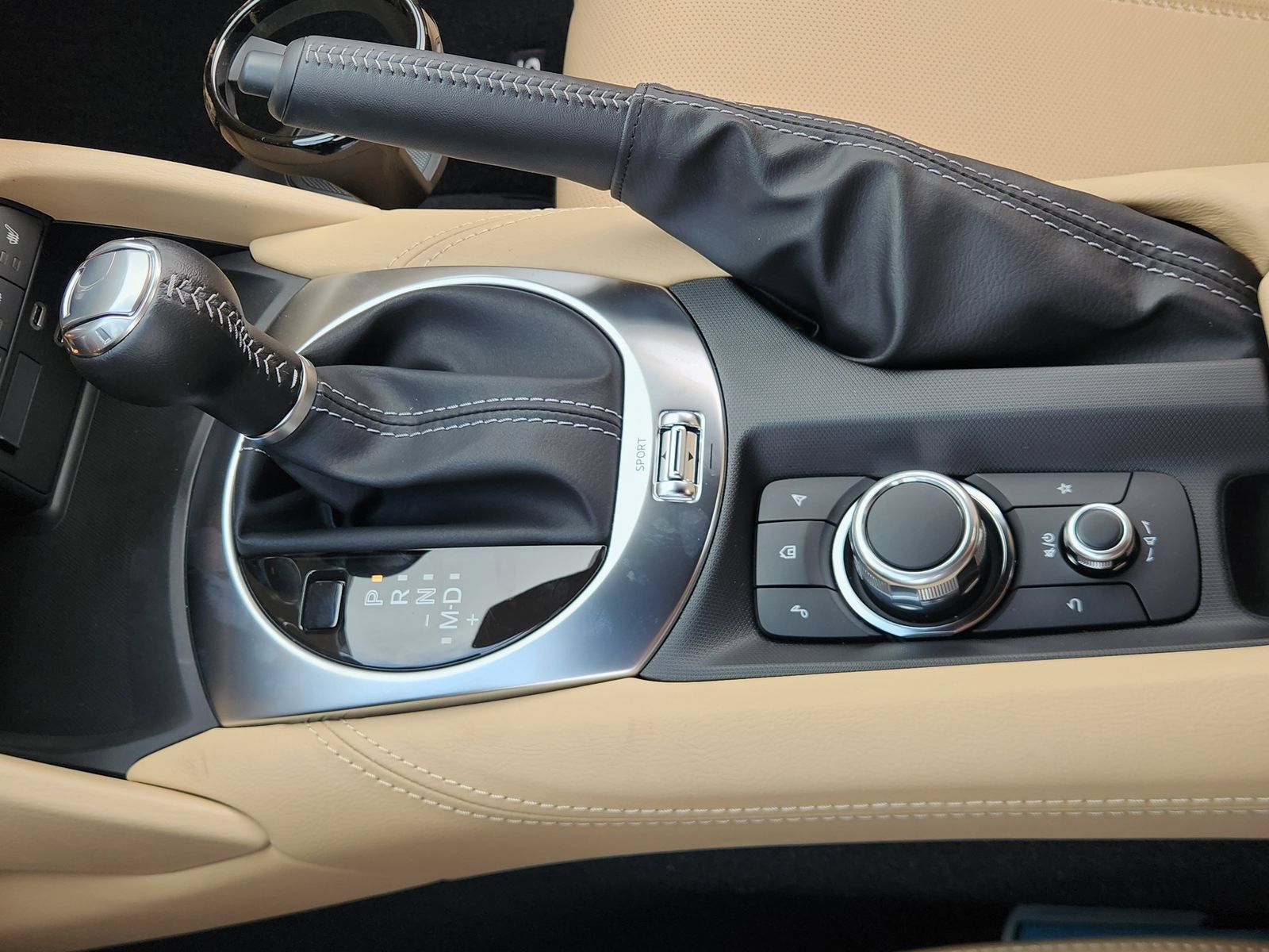 New 2026 MAZDA MX-5 Miata Grand Touring RWD image 21