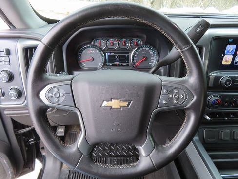 Used 2018 Chevrolet Silverado 1500 LTZ Z71 image 20