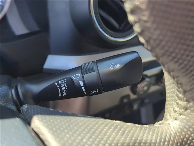 Used 2020 Toyota Tacoma 2WD Double Cab image 21