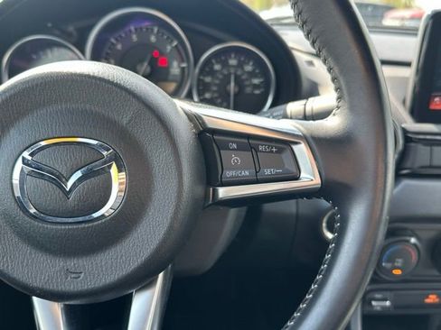 Used 2023 MAZDA MX-5 Miata Club image 21