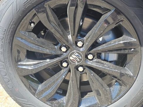 New 2026 Buick Envista Sport Touring w/ Convenience I Package FWD image 9