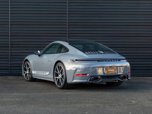 New 2026 Porsche 911 Carrera RWD image 3