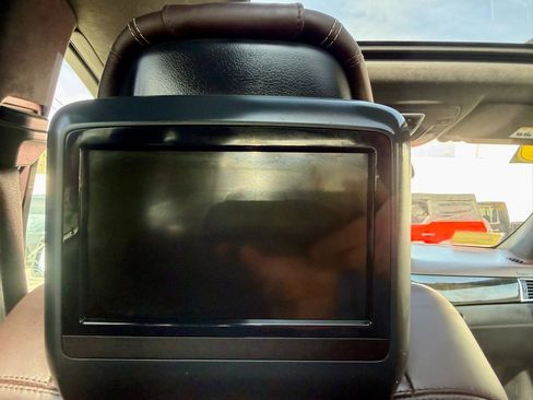 Used 2016 Mercedes-Benz GL 63 AMG 4MATIC image 40