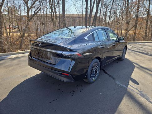 New 2026 Nissan Sentra SV w/ SV Convenience Package FWD image 3
