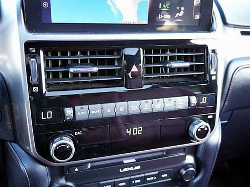 Used 2023 Lexus GX 460 Premium w/ Premium Plus Package image 31