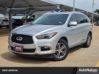 Used 2019 INFINITI QX60 Luxe w/ Essential Package