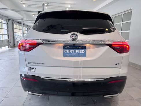 Certified 2023 Buick Enclave Essence w/ Experience Buick Package image 6