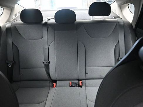 Used 2025 Kia K4 LXS image 34