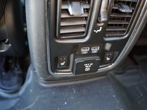 Used 2016 Jeep Grand Cherokee Summit w/ Platinum Series Group AWD/4WD image 4