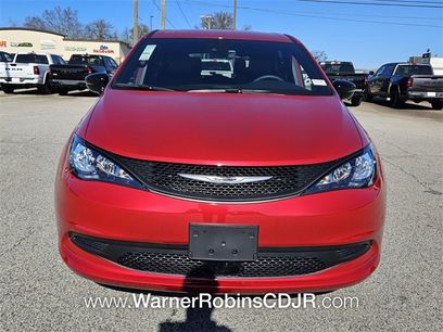 New 2026 Chrysler Voyager LX