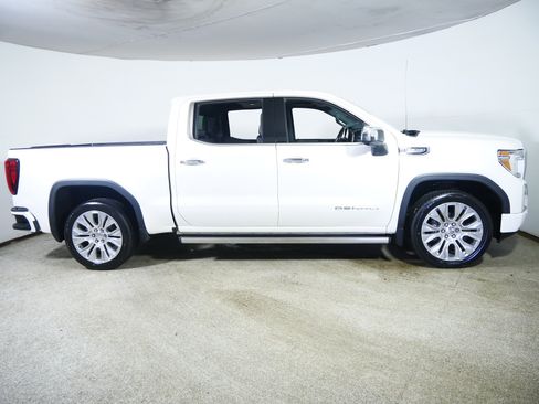 Used 2020 GMC Sierra 1500 Denali w/ Denali Ultimate Package AWD/4WD image 8