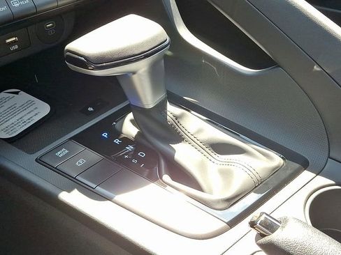 New 2026 Hyundai Elantra Sport FWD image 6