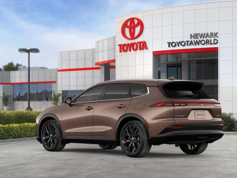 New 2026 Toyota Crown Signia AWD/4WD image 8