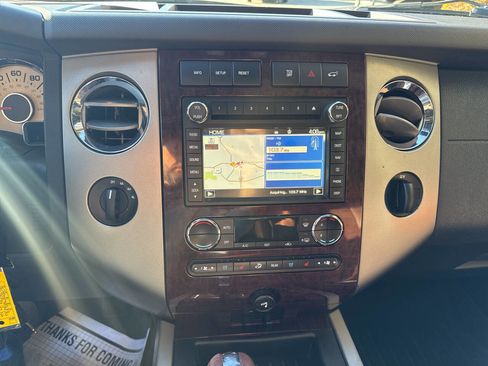 Used 2014 Ford Expedition EL King Ranch image 25