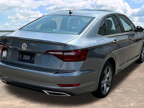 Used 2019 Volkswagen Jetta R-Line w/ R-Line Cold Weather Package FWD image 7