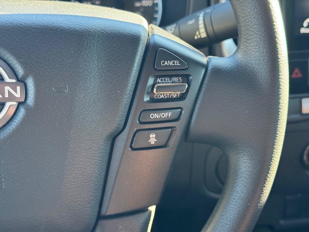 Certified 2025 Nissan Frontier SV RWD image 17