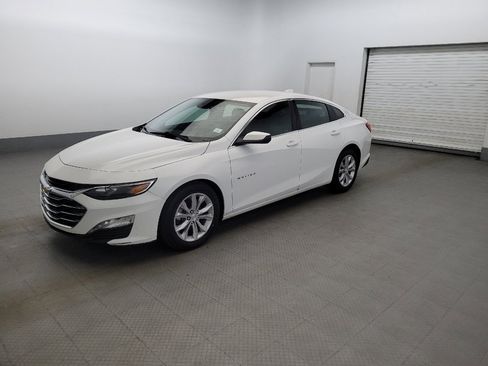 Used 2023 Chevrolet Malibu LT FWD image 2