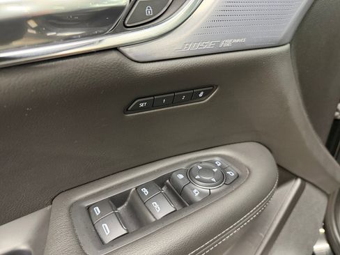 Used 2024 Cadillac XT6 Sport w/ Technology Package image 28