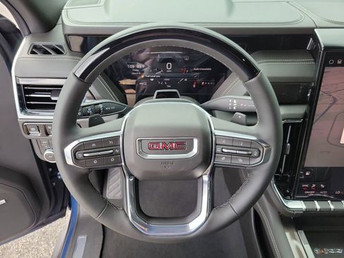 New 2026 GMC Yukon XL Elevation AWD/4WD image 24