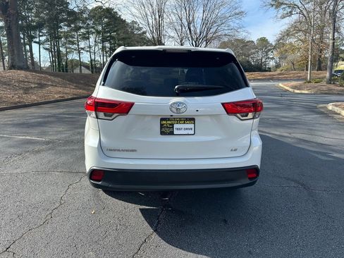 Used 2019 Toyota Highlander Plus image 4