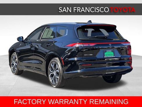 Used 2025 Toyota Crown Signia image 3