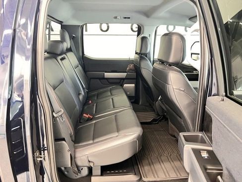 Used 2024 Ford F250 Lariat w/ Chrome Package image 9