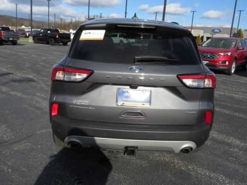 Certified 2021 Ford Escape Titanium w/ Class II Trailer Tow Package image 15
