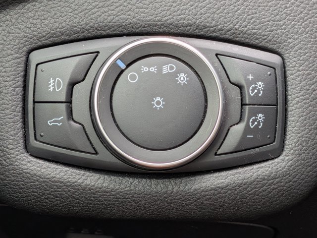 Used 2017 Ford Escape SE FWD image 23