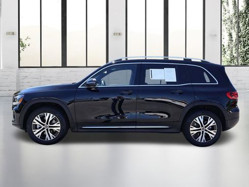 Certified 2026 Mercedes-Benz GLB 250 4MATIC image 2