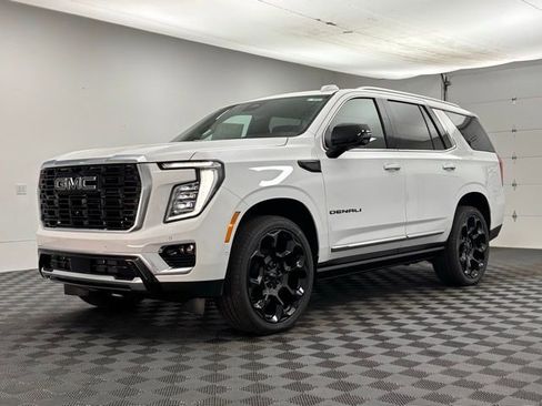 New 2026 GMC Yukon Denali w/ Denali Reserve Package image 2