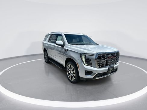 New 2026 GMC Yukon Denali w/ Advanced Technology Package AWD/4WD image 2