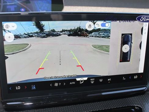 New 2025 Ford Expedition Platinum w/ Stealth Appearance Package image 15