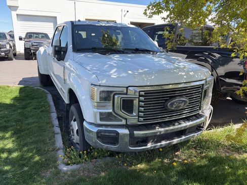 Used 2022 Ford F350 Lariat w/ Lariat Ultimate Package AWD/4WD image 1