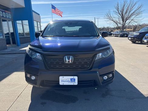 Used 2019 Honda Passport Sport image 2