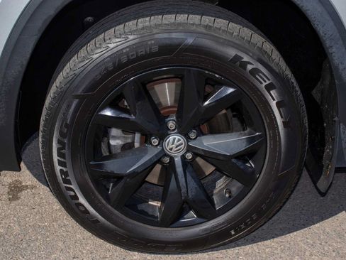 Used 2018 Volkswagen Atlas SE AWD/4WD image 12