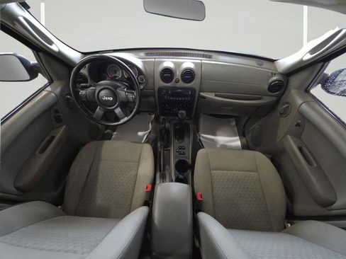 Used 2007 Jeep Liberty Sport AWD/4WD image 23