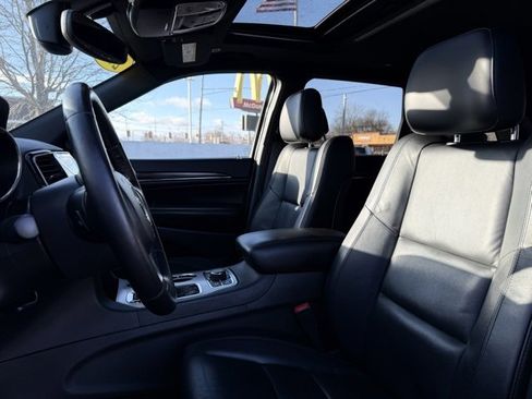 Certified 2021 Jeep Grand Cherokee Limited image 11
