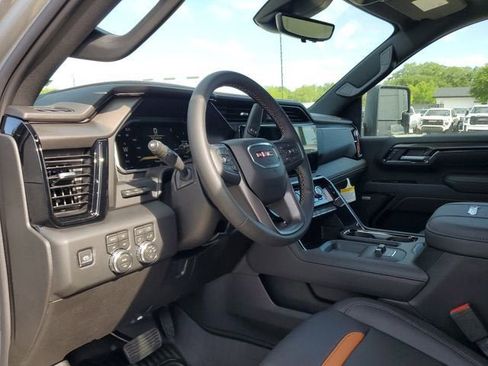 New 2026 GMC Sierra 2500 AT4 w/ AT4 Premium Plus Package AWD/4WD image 21