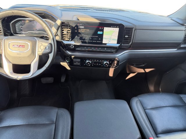 Used 2025 GMC Sierra 1500 SLT RWD image 11