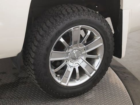 Used 2014 Chevrolet Silverado 1500 High Country w/ High Country Premium Package image 14