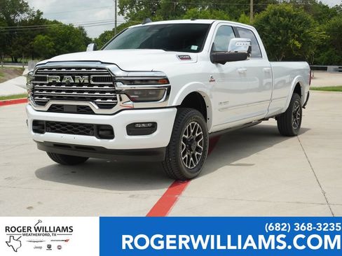 Used 2026 RAM 2500 Limited AWD/4WD image 1
