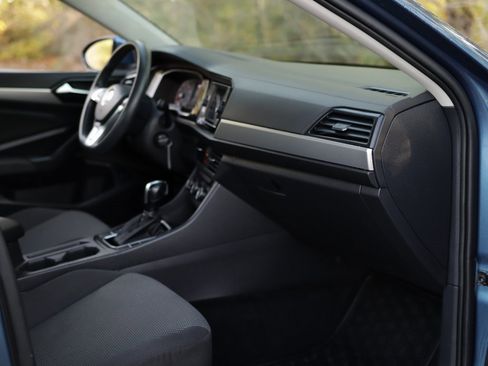 Used 2020 Volkswagen Jetta S w/ Driver Assistance Package image 25