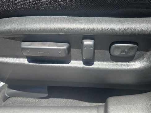Certified 2022 Honda Pilot Sport image 14