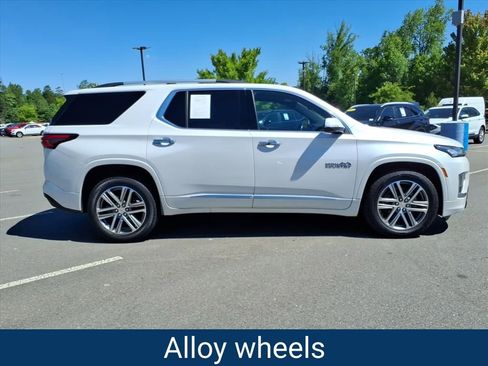 Certified 2022 Chevrolet Traverse High Country w/ LPO, Floor Liner Package FWD image 30