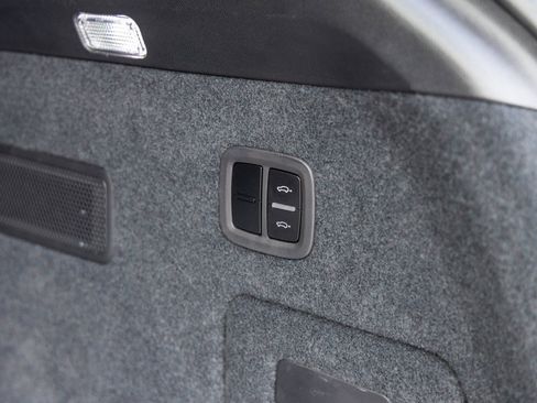 Certified 2025 Porsche Cayenne GTS image 49