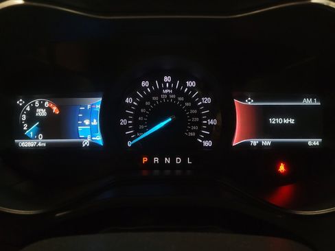 Used 2020 Ford Fusion SE image 23