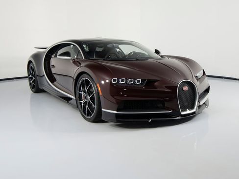 Used 2019 Bugatti Chiron AWD/4WD image 11