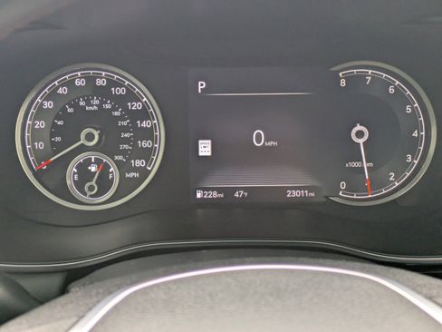 Used 2024 Genesis G70 3.3T Advanced image 18